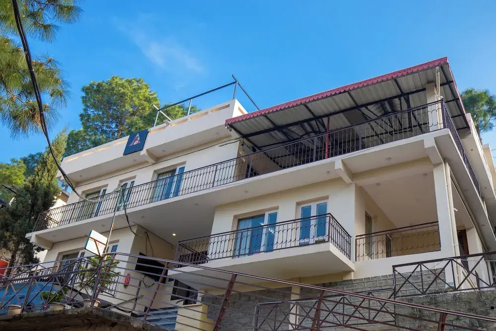 Alaya Stays Captains Nest 3 BHK Retreat With Garden & Scenic Views