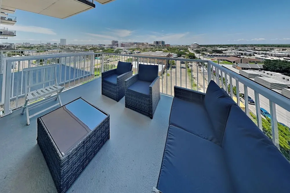 Emerald 705 by Ryson Vacation Rentals