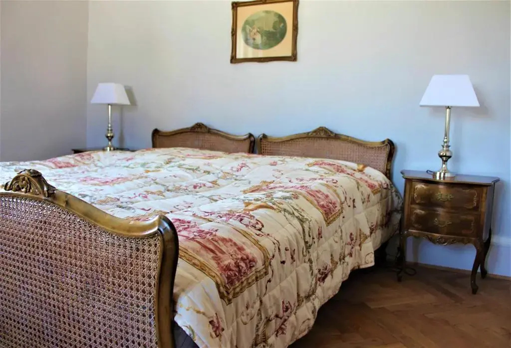 Grand Double room full double bed