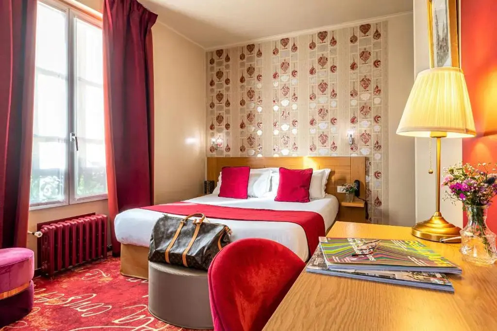 Hotel Romance Malesherbes by Patrick Hayat 70