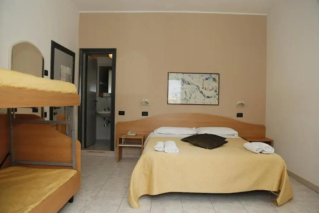 Hotel Villa Dina - Chambres
