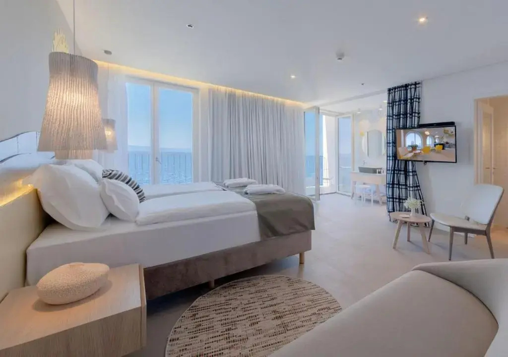 Junior Suite with sea view