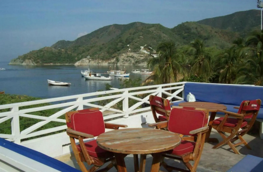 Beach & Waterfront