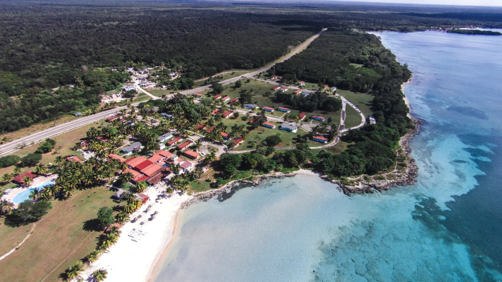 Beach & Waterfront