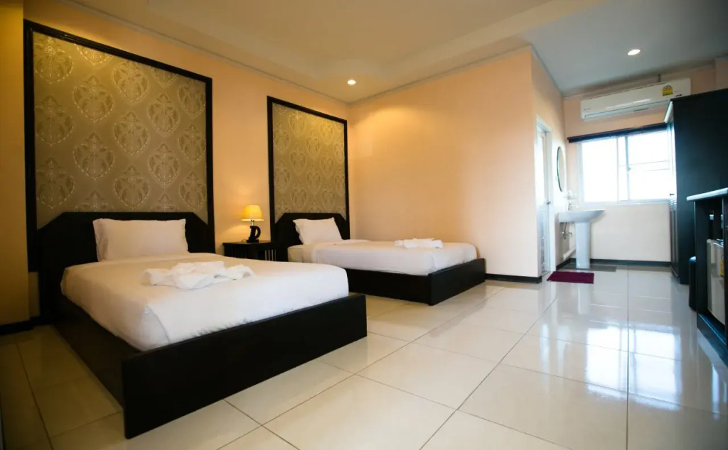 Hotel photo 11