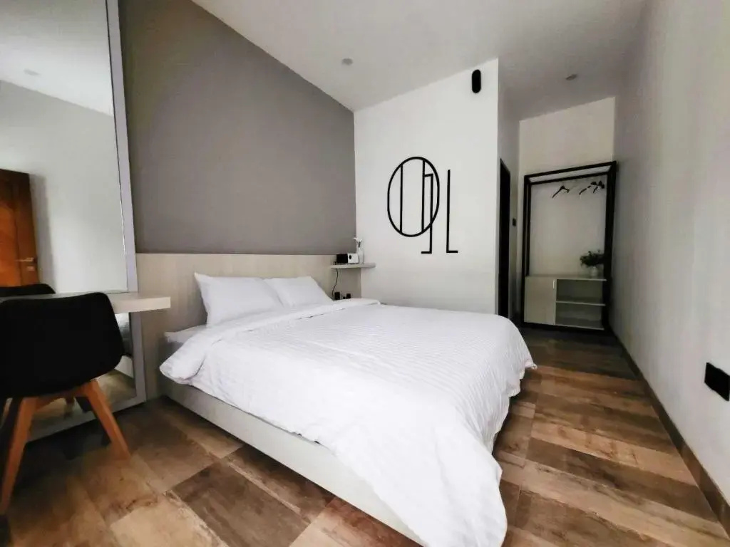 Standard Double room (full double bed)