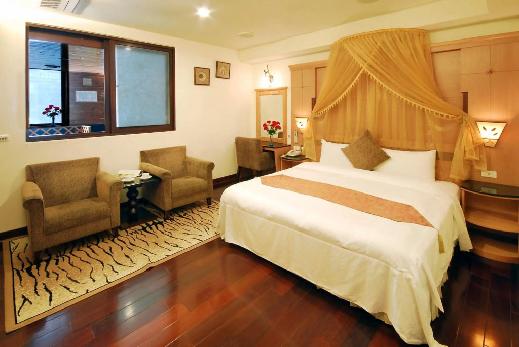 Hotel photo 12