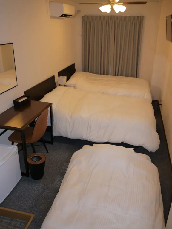 Economy room