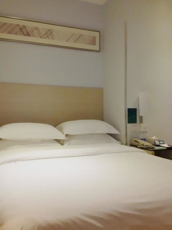 City Express Hotel