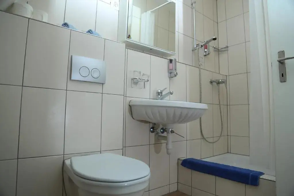 Hotel Adler - Chambres