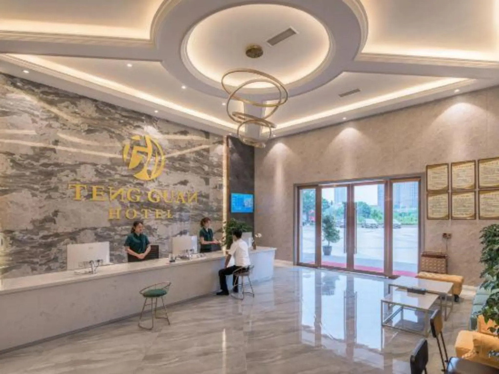 Lobby & Reception