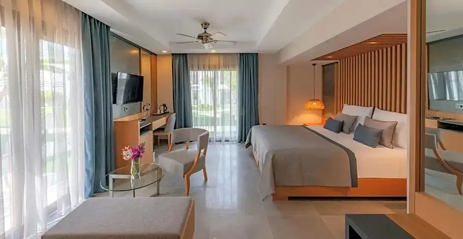 Deluxe Garden Double room (twin beds)