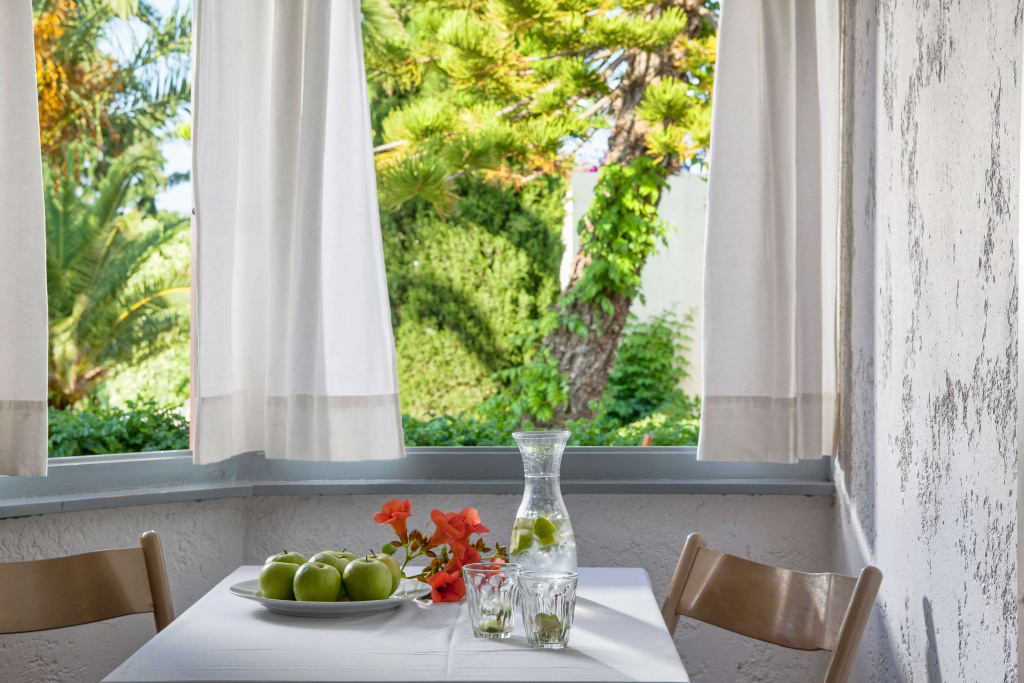 Galaxy Suites Boutique Resort — 3