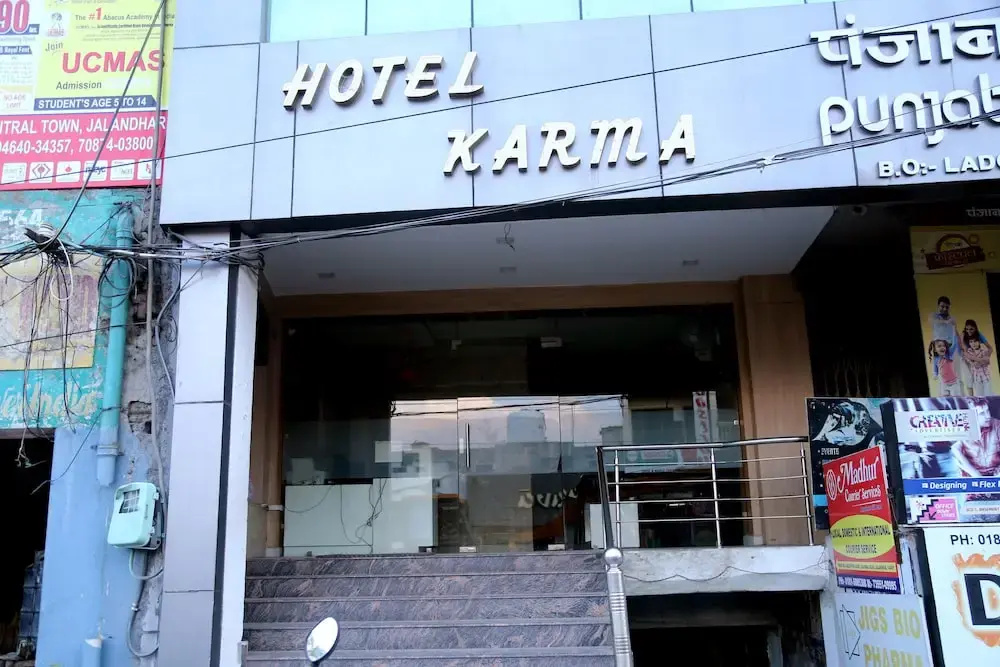 OYO 6394 Hotel Karma