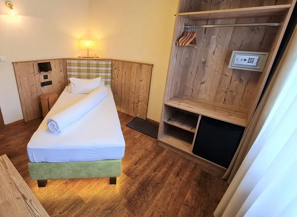Standard Single room with balcony