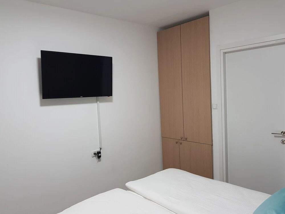 Airport Guest House