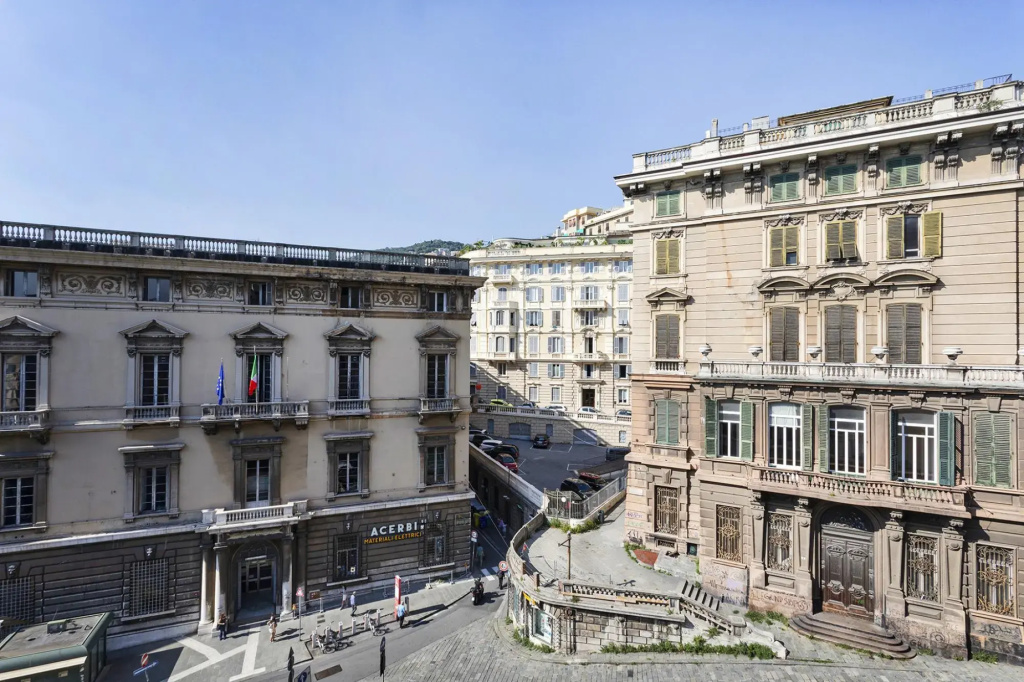Cairoli Stylish Apartment by Wonderful Italy