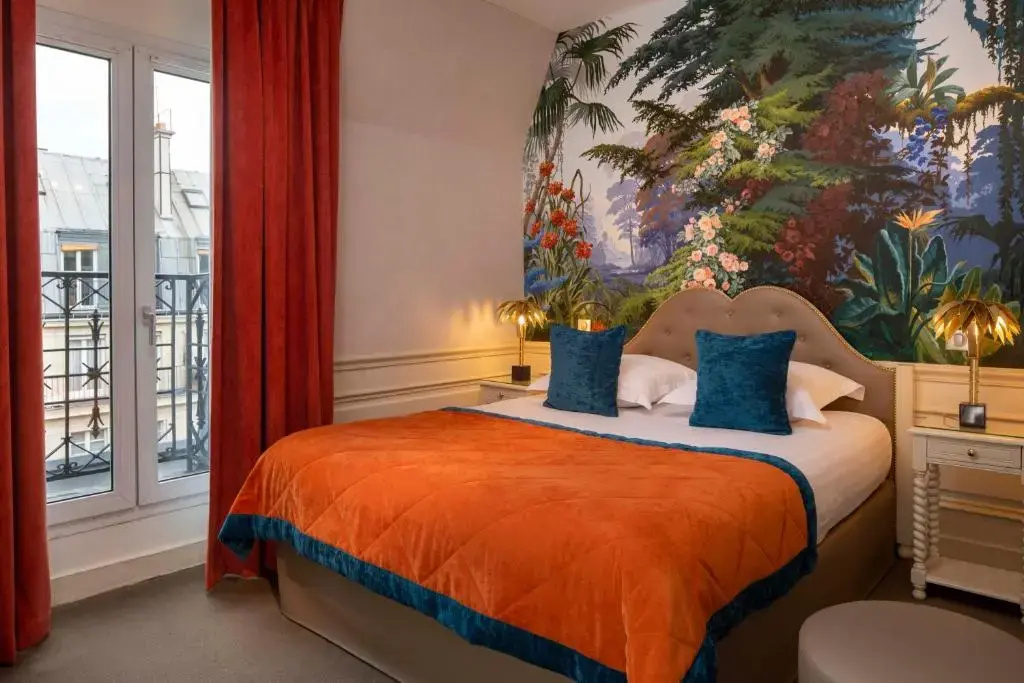 Classic Double room (full double bed)