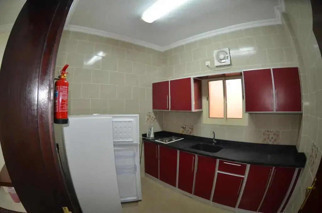 3 Bedrooms Apartment
