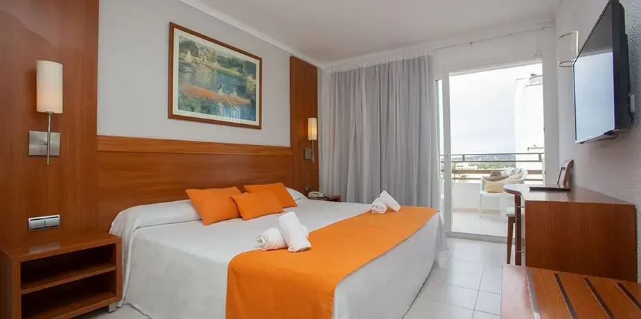 Standard room with Side Sea View