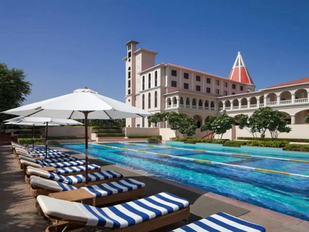 DLF Club 5 - Général