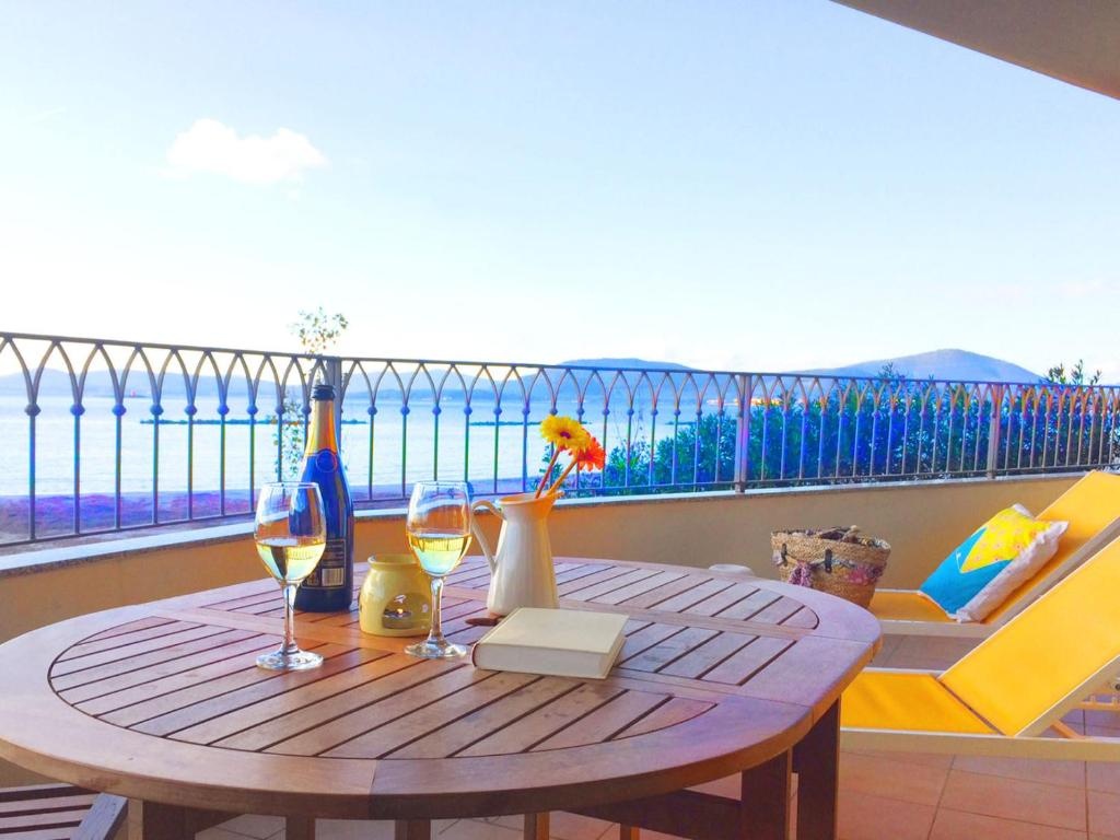 1 Bedroom Apartment seafront