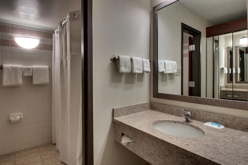 Drury Inn & Suites Evansville East - Chambres