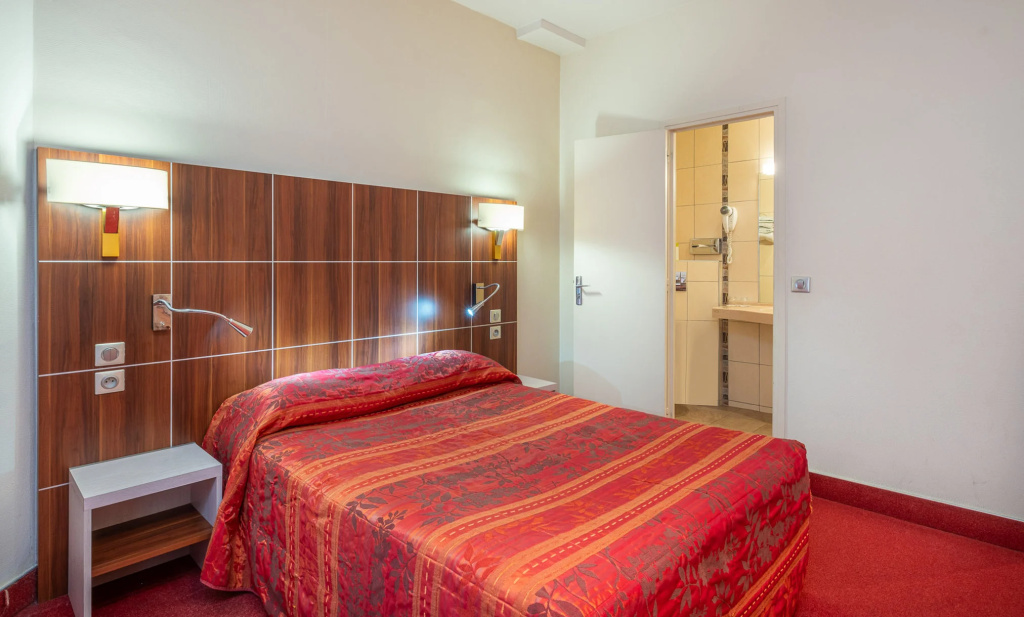 Hôtel Terminus Montparnasse 26