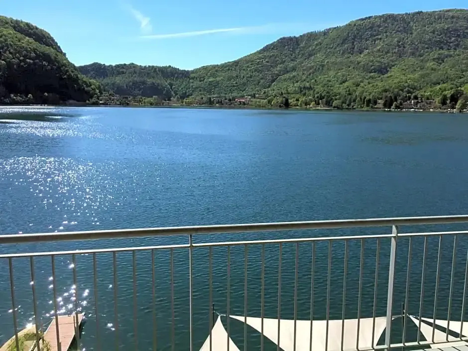 Tresa Bay Hotel - Chambres