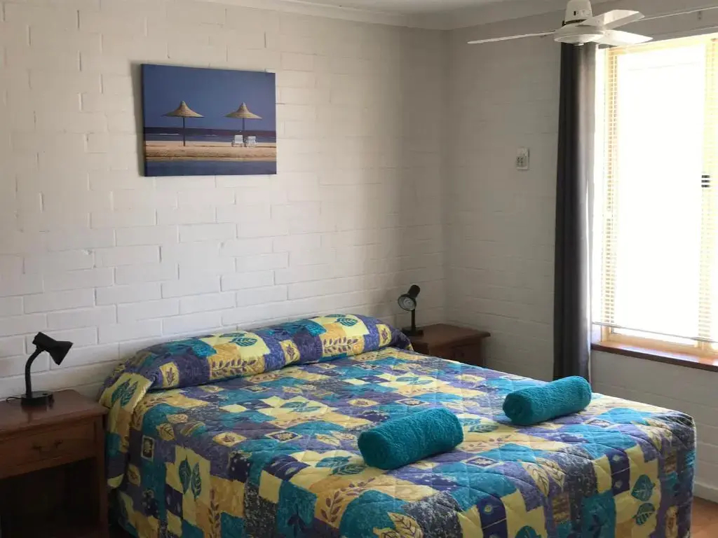 Shark Bay Seafront Apartments — фото 3