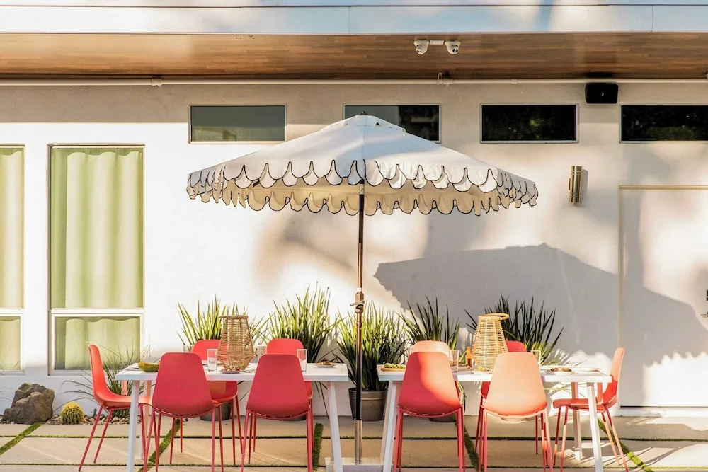 The Wesley by Avantstay A 10 BR Private Boutique Hotel Experience in the Heart of Palm Springs