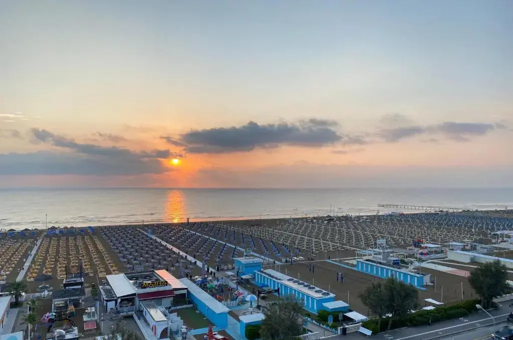 Standard Double room with sea view (full double bed)