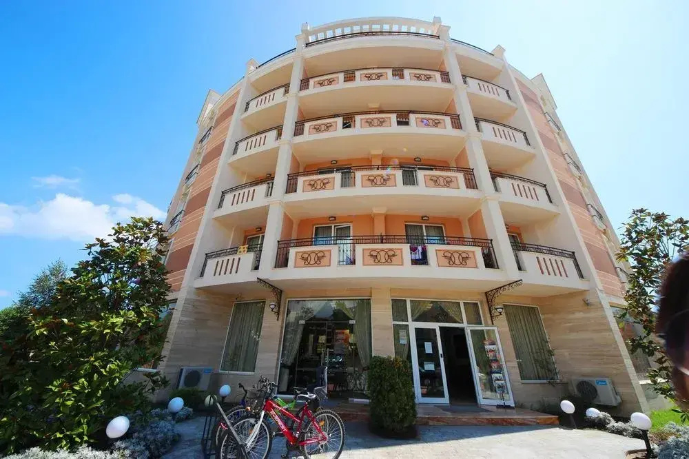 Menada Aphrodite Palace Apartments