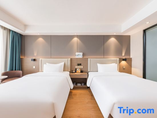 Standard Double room with view (twin beds)