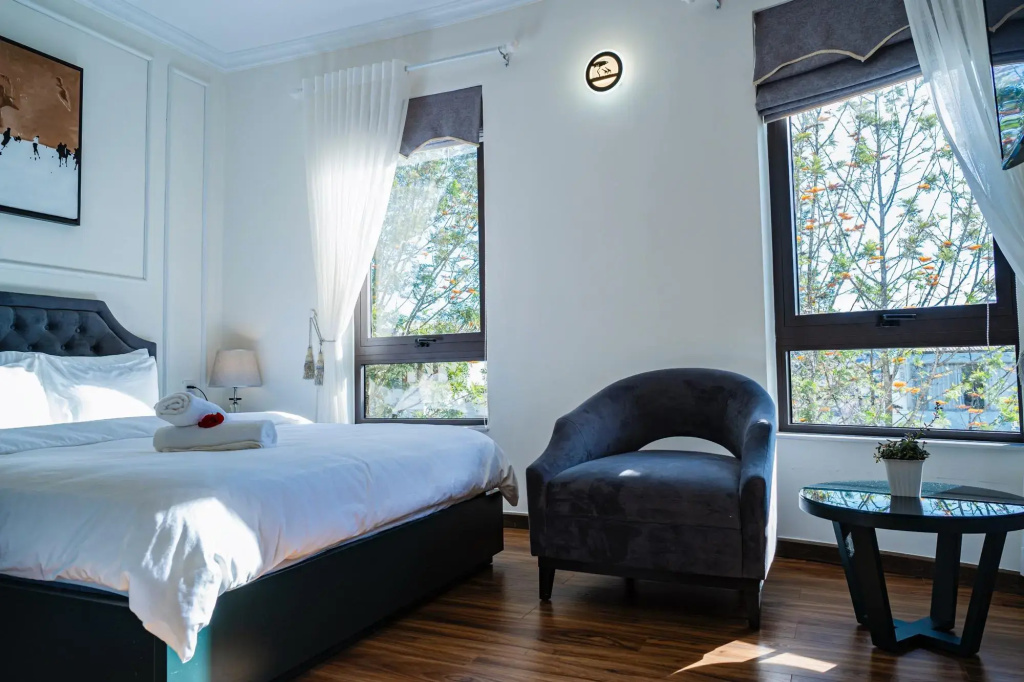 Double Suite (twin beds)