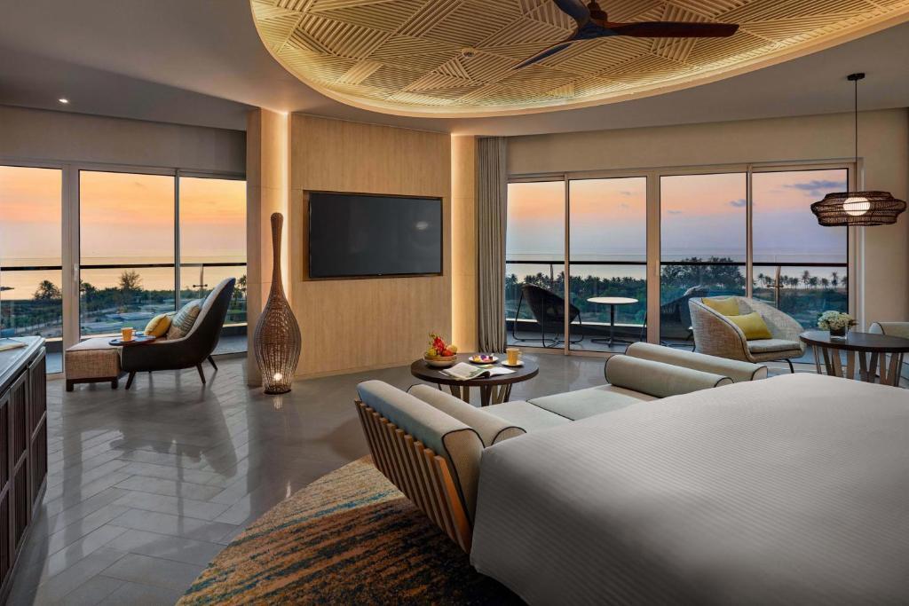 Pullman Phu Quoc Beach Resort