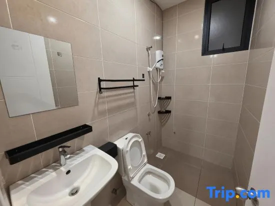 Cozy Studio P'Residence Batu Kawa Emart - Netflix & Pool