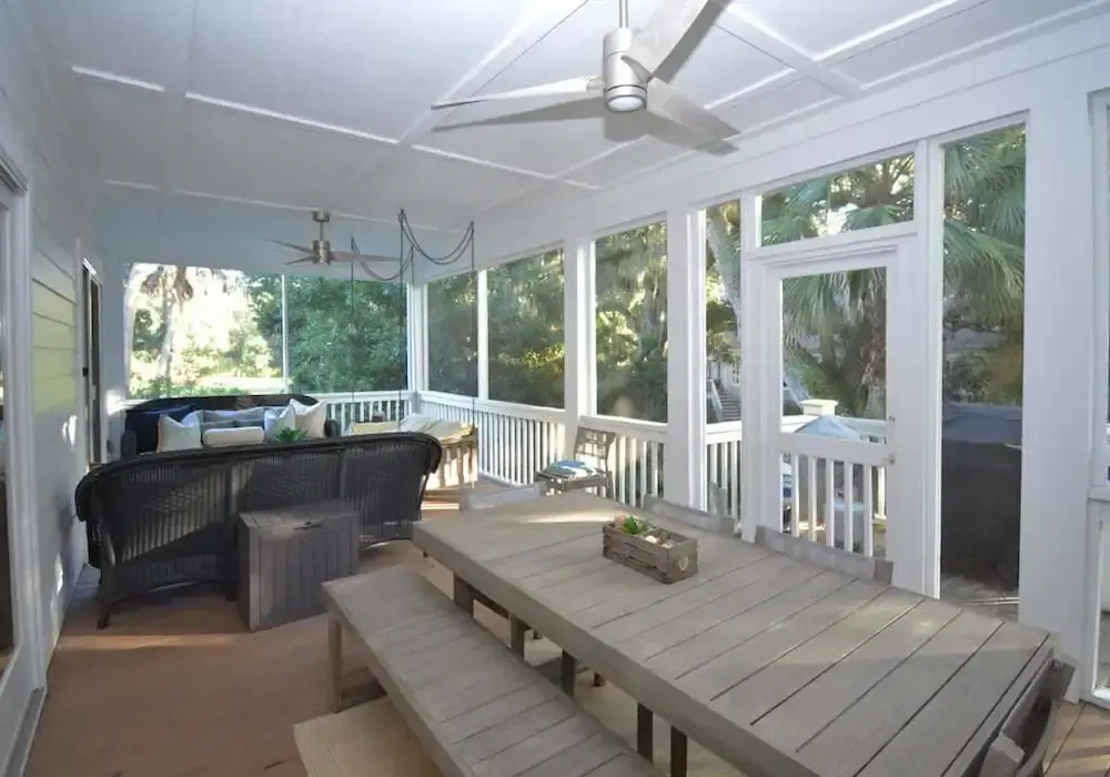 Island Time - Pet Friendly and Minutes From Beach