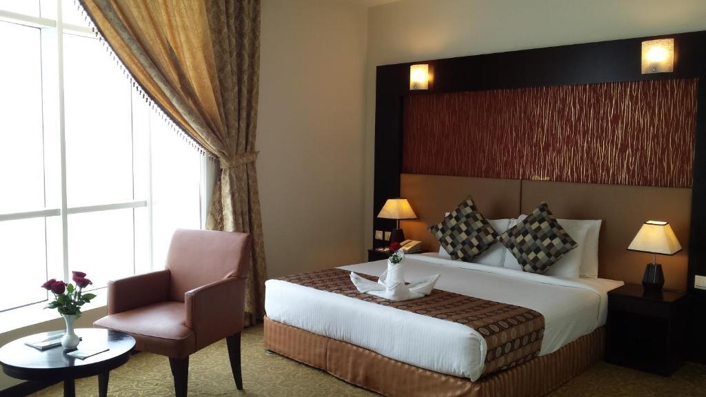 Aryana Hotel