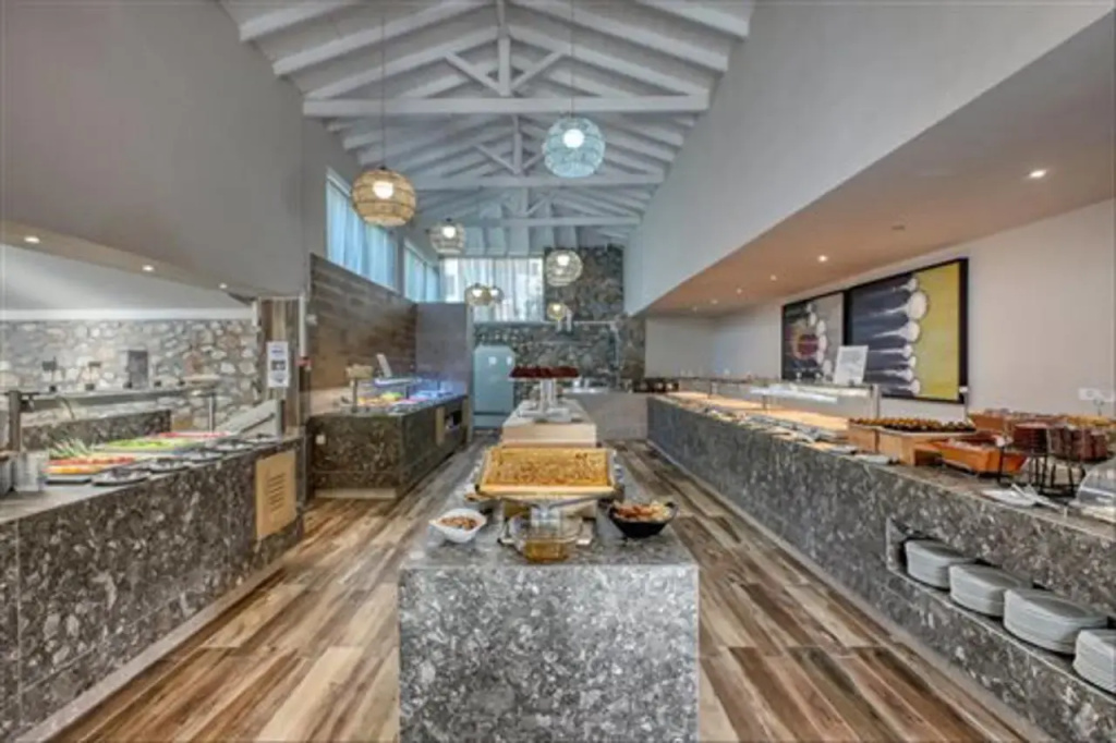 Kassandra Bay Resort, Suites & Spa - Général