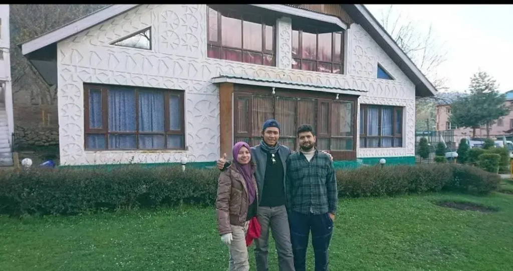 Hotel Alpine K2