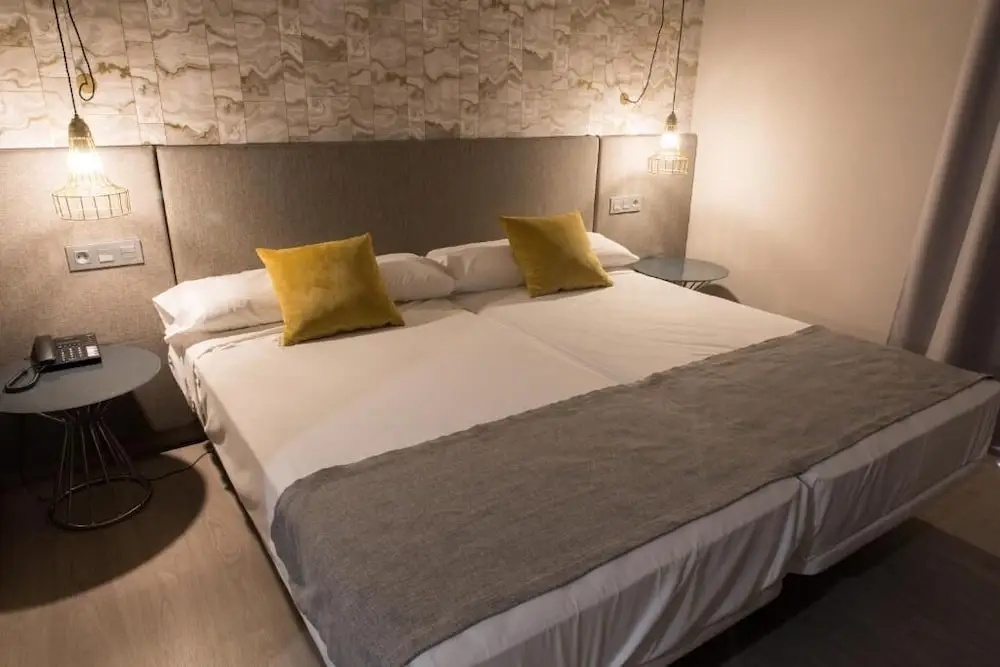 Ona Marbella Inn - Chambres