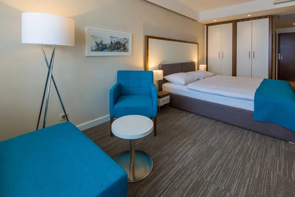 Standard Double room with sea view (twin beds)