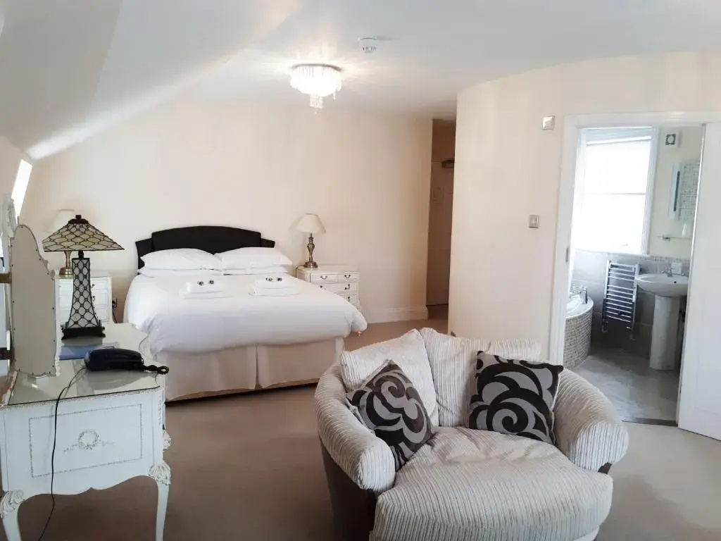 Superior Double room (full double bed)