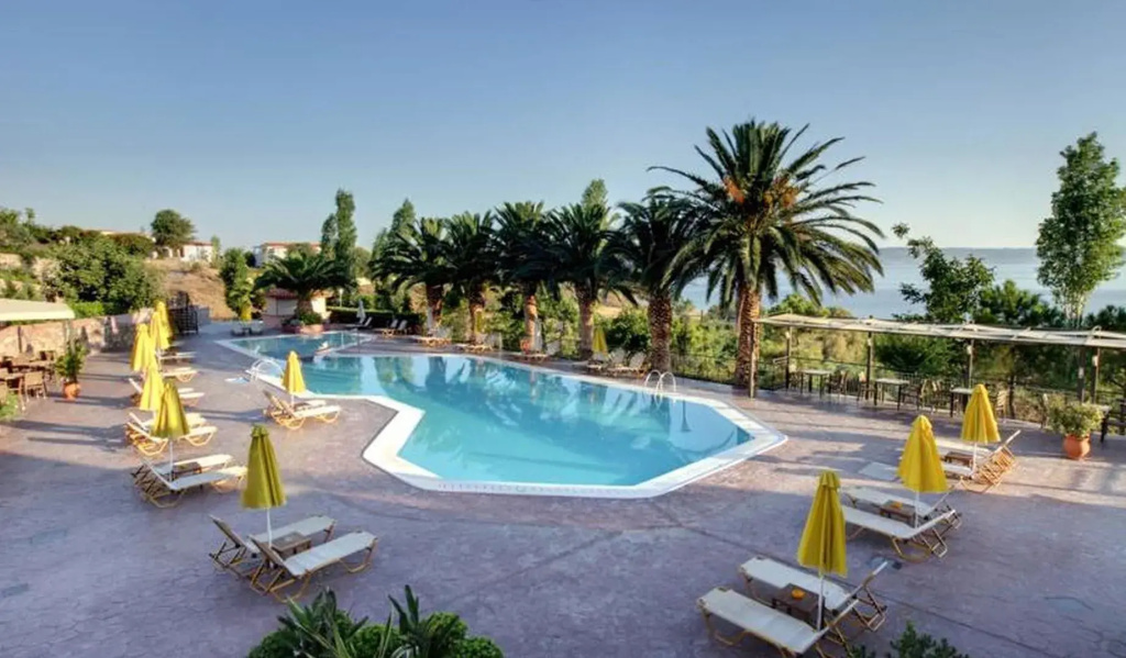 Sunrise Resort Hotel - 5