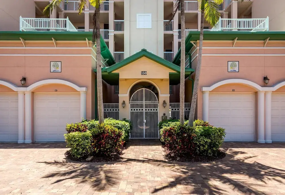 Palm Harbor by Vtrips