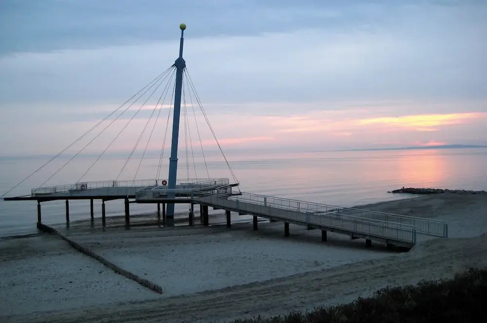 Beach & Waterfront