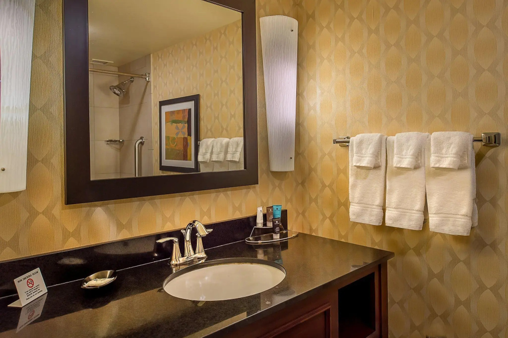 Crowne Plaza St. Louis Airport by IHG - Chambres