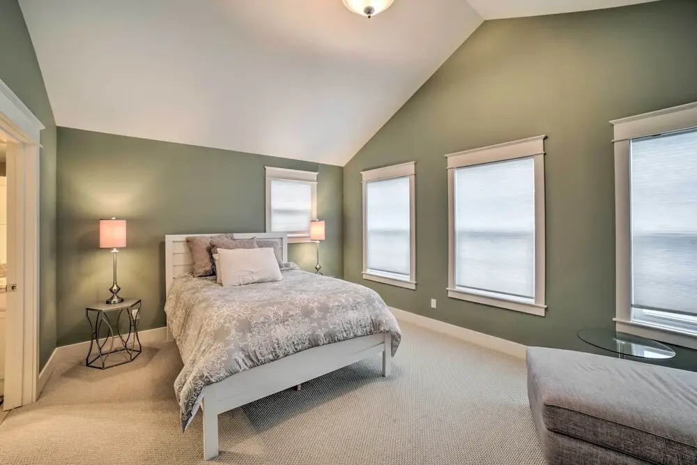 Benton Harbor Townhome w/ Golf Course View! — фото 5