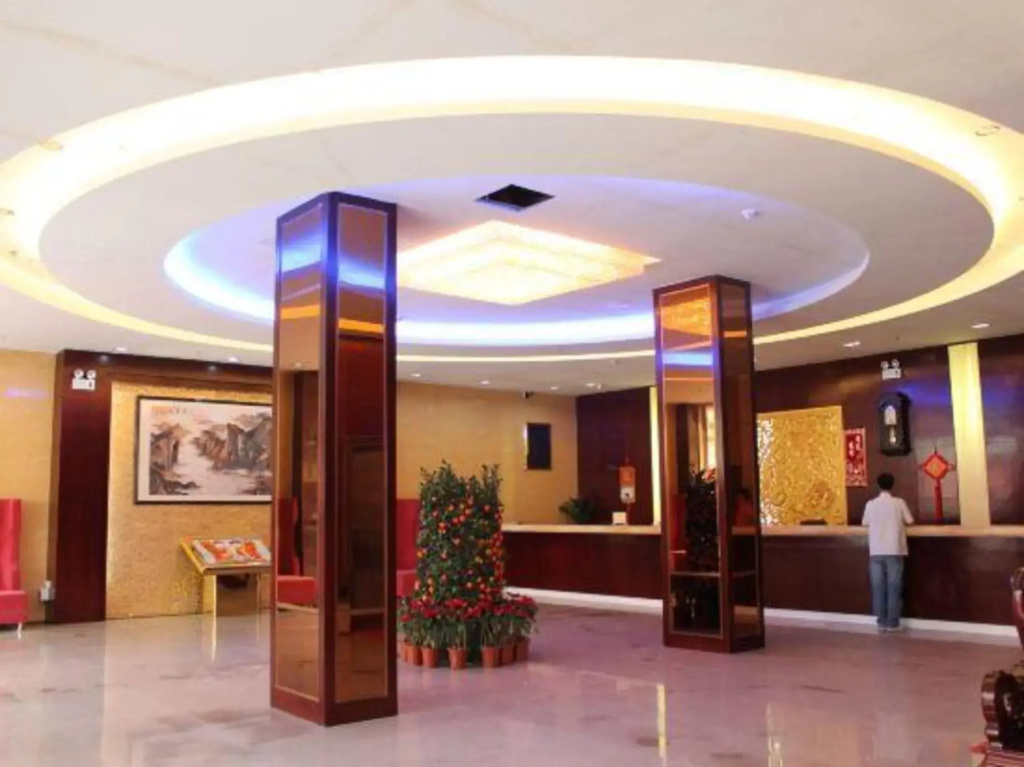 Marriott Business Hotel (Gaozhou People's Court)